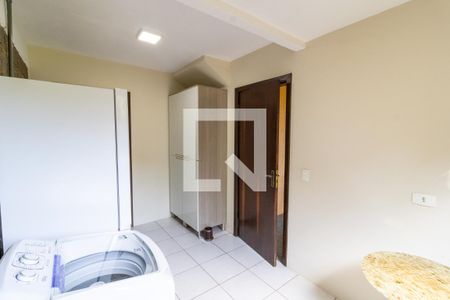 Casa à venda com 726m², 3 quartos e 6 vagas Casa à venda com 726m², 3 quartos e 6 vagasÁrea de Serviço