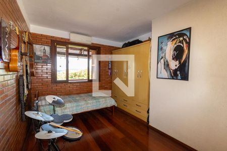 Casa à venda com 726m², 3 quartos e 6 vagas Casa à venda com 726m², 3 quartos e 6 vagasSuíte 2