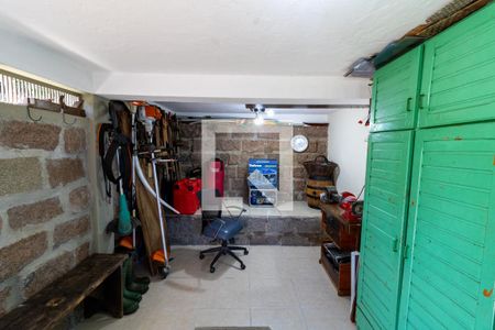 Casa à venda com 726m², 3 quartos e 6 vagas Casa à venda com 726m², 3 quartos e 6 vagasDepósito