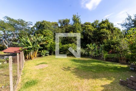 Casa à venda com 726m², 3 quartos e 6 vagas Casa à venda com 726m², 3 quartos e 6 vagasQuintal