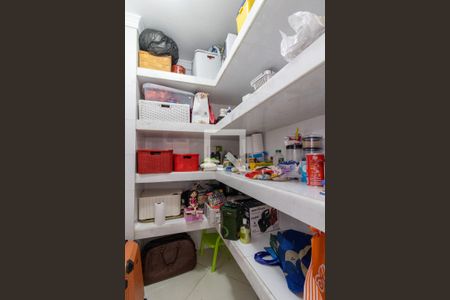 Casa à venda com 500m², 3 quartos e 3 vagasDespensa