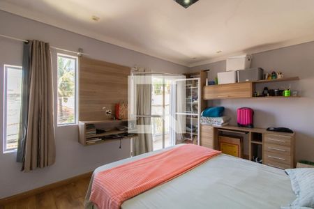 Suíte 1 de casa à venda com 3 quartos, 500m² em Vila Galvão, Guarulhos