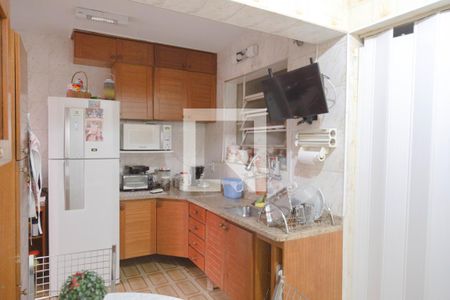 Casa à venda com 190m², 3 quartos e 2 vagasCozinha