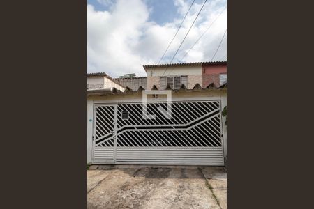 Casa à venda com 190m², 3 quartos e 2 vagasFachada