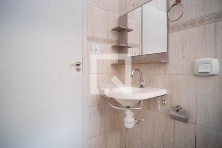 Casa para alugar com 80m², 2 quartos e 2 vagasBanheiro