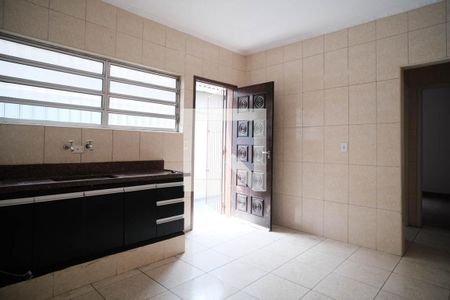 Casa para alugar com 80m², 2 quartos e 2 vagasCozinha