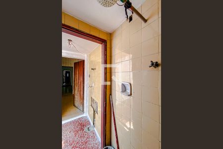 Casa à venda com 90m², 2 quartos e sem vagaLavabo