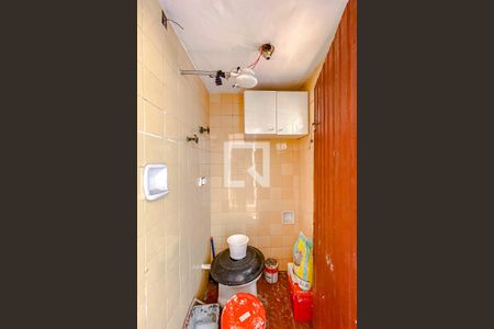 Casa à venda com 90m², 2 quartos e sem vagaLavabo