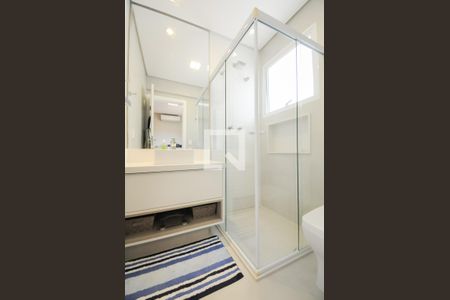 Apartamento para alugar com 250m², 4 quartos e 4 vagas Apartamento para alugar com 250m², 4 quartos e 4 vagasBanheiro da Suíte 3