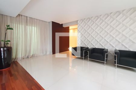 Apartamento para alugar com 250m², 4 quartos e 4 vagas Apartamento para alugar com 250m², 4 quartos e 4 vagasÁrea comum - hall de entrada