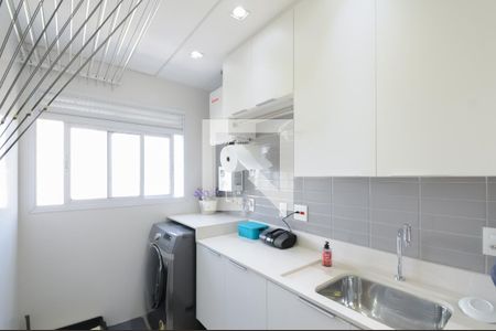 Apartamento para alugar com 250m², 4 quartos e 4 vagas Apartamento para alugar com 250m², 4 quartos e 4 vagasÁrea de Serviço