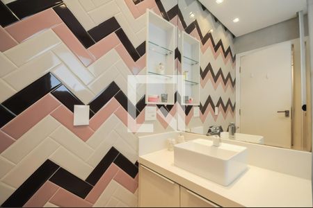 Apartamento para alugar com 250m², 4 quartos e 4 vagas Apartamento para alugar com 250m², 4 quartos e 4 vagasBanheiro da Suíte 2