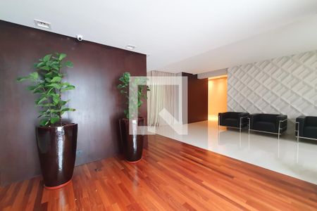 Apartamento para alugar com 250m², 4 quartos e 4 vagas Apartamento para alugar com 250m², 4 quartos e 4 vagasÁrea comum - hall de entrada
