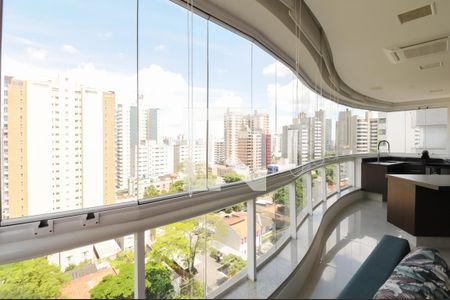 Apartamento para alugar com 250m², 4 quartos e 4 vagas Apartamento para alugar com 250m², 4 quartos e 4 vagasVaranda gourmet