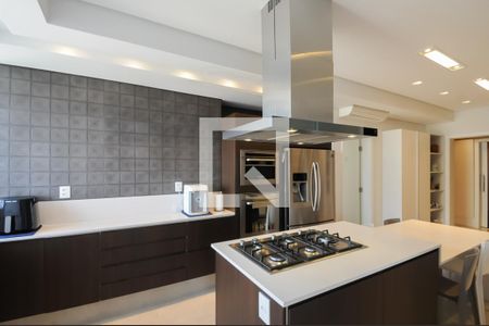 Apartamento para alugar com 250m², 4 quartos e 4 vagas Apartamento para alugar com 250m², 4 quartos e 4 vagasCozinha - Armários