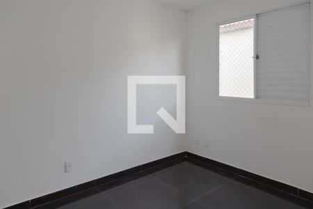 Quarto de apartamento para alugar com 2 quartos, 43m² em Jardim Nova Cidade, Guarulhos