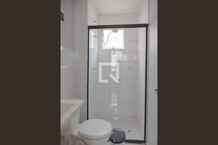Banheiro de apartamento para alugar com 2 quartos, 43m² em Jardim Nova Cidade, Guarulhos
