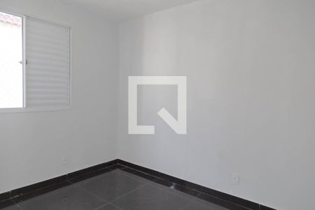 Quarto 2 de apartamento para alugar com 2 quartos, 43m² em Jardim Nova Cidade, Guarulhos