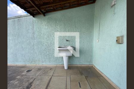 Casa à venda com 225m², 3 quartos e 3 vagasÁrea de Serviço