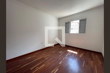 Casa à venda com 225m², 3 quartos e 3 vagasSuíte 1