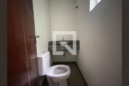 Lavabo de casa à venda com 3 quartos, 225m² em Jardim Bonfiglioli, São Paulo