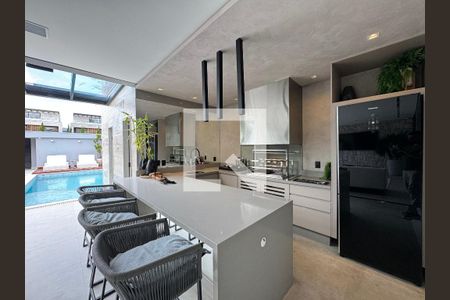 Apartamento à venda com 400m², 4 quartos e 4 vagasÁrea externa