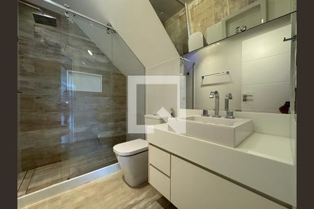 Apartamento à venda com 400m², 4 quartos e 4 vagasBanheiro Social