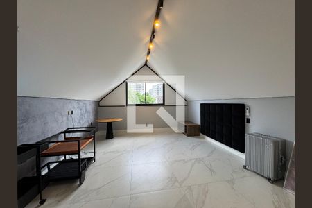 Apartamento à venda com 400m², 4 quartos e 4 vagasSótão