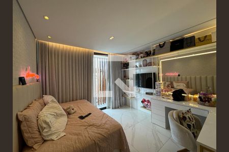 Apartamento à venda com 400m², 4 quartos e 4 vagasSuíte 3