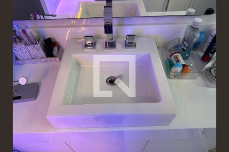 Apartamento à venda com 400m², 4 quartos e 4 vagasSuíte 4 - Banheiro