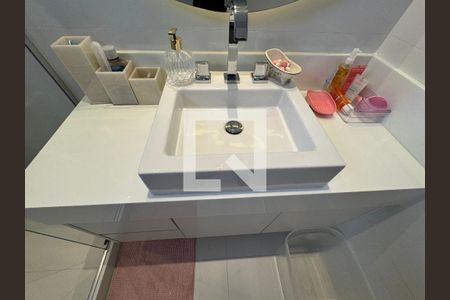 Apartamento à venda com 400m², 4 quartos e 4 vagasSuíte 3 - Banheiro