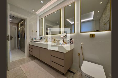 Apartamento à venda com 400m², 4 quartos e 4 vagasSuíte 2 - Banheiro