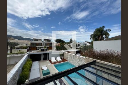 Apartamento à venda com 400m², 4 quartos e 4 vagasSuíte 2 - Varanda