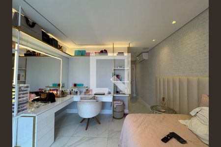 Apartamento à venda com 400m², 4 quartos e 4 vagasSuíte 3