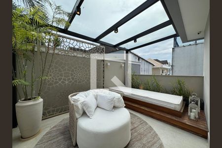 Apartamento à venda com 400m², 4 quartos e 4 vagasSuíte 1 - Varanda