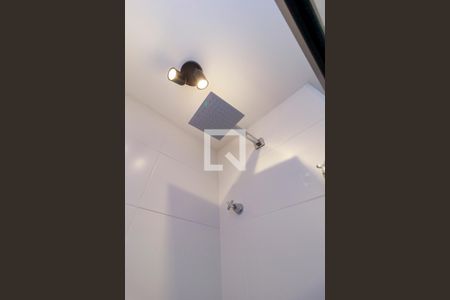 Banheiro de apartamento para alugar com 1 quarto, 23m² em Jardim das Acacias, São Paulo