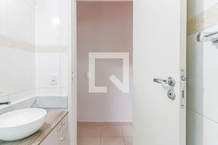 Casa à venda com 227m², 4 quartos e 5 vagasBanheiro 1