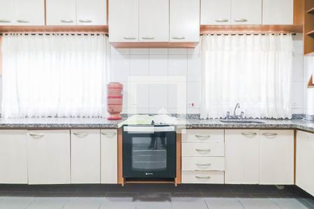 Casa à venda com 227m², 4 quartos e 5 vagasCozinha