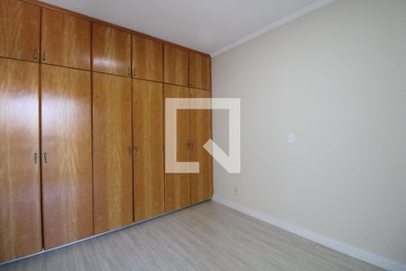 Apartamento à venda com 98m², 3 quartos e 2 vagasQuarto 3
