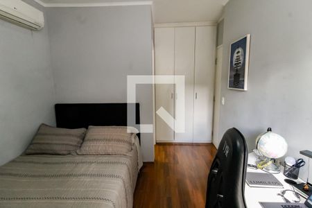 Casa de condomínio à venda com 230m², 4 quartos e 3 vagas Casa de condomínio à venda com 230m², 4 quartos e 3 vagasSuíte 2 - armários