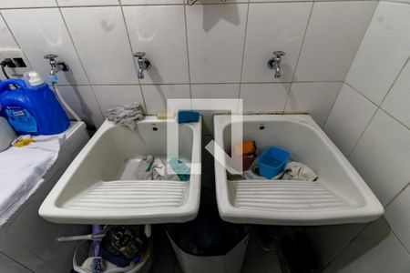 Casa de condomínio à venda com 230m², 4 quartos e 3 vagas Casa de condomínio à venda com 230m², 4 quartos e 3 vagasDetalhe da area de serviço