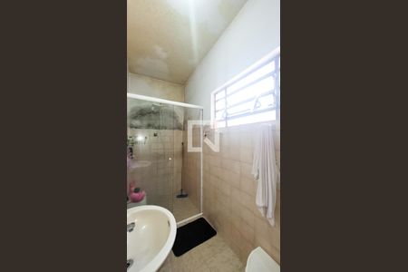 Casa à venda com 512m², 5 quartos e 3 vagas Casa à venda com 512m², 5 quartos e 3 vagasBanheiro Social da Casa 2