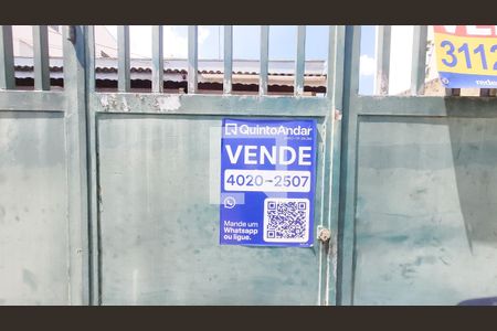 Casa à venda com 512m², 5 quartos e 3 vagas Casa à venda com 512m², 5 quartos e 3 vagasPlaquinha