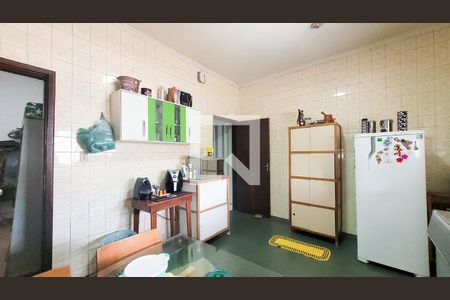 Casa à venda com 512m², 5 quartos e 3 vagas Casa à venda com 512m², 5 quartos e 3 vagasCozinha da Casa 1