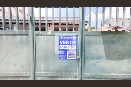 Casa à venda com 512m², 5 quartos e 3 vagas Casa à venda com 512m², 5 quartos e 3 vagasPlaquinha