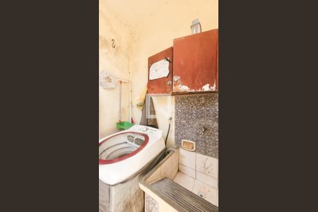 Casa à venda com 512m², 5 quartos e 3 vagas Casa à venda com 512m², 5 quartos e 3 vagasLavanderia da Casa 2