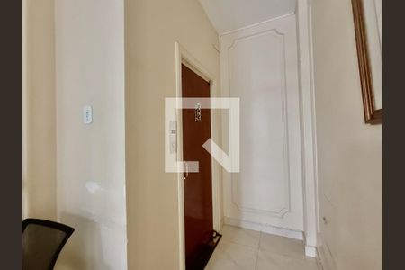 Apartamento à venda com 78m², 2 quartos e sem vagaHall externo