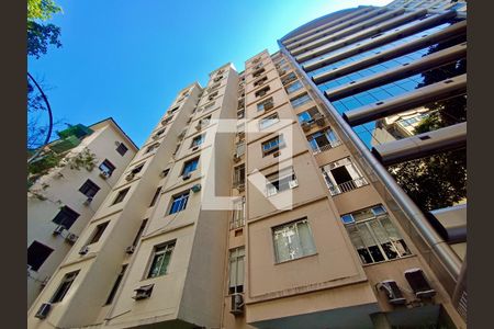 Apartamento à venda com 78m², 2 quartos e sem vagaFachada