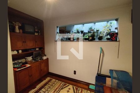 Casa à venda com 300m², 4 quartos e 5 vagasQuarto 4