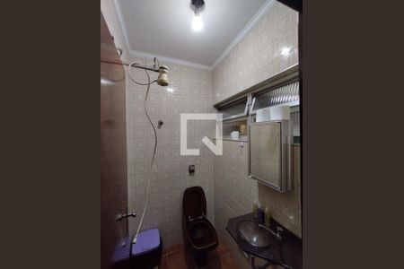 Casa à venda com 300m², 4 quartos e 5 vagasBanheiro 1